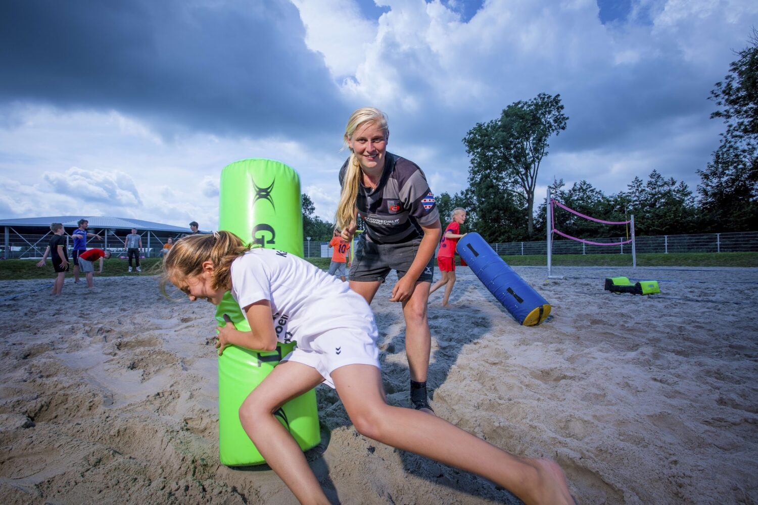 Rugby op zand in Noardeast- Fryslân